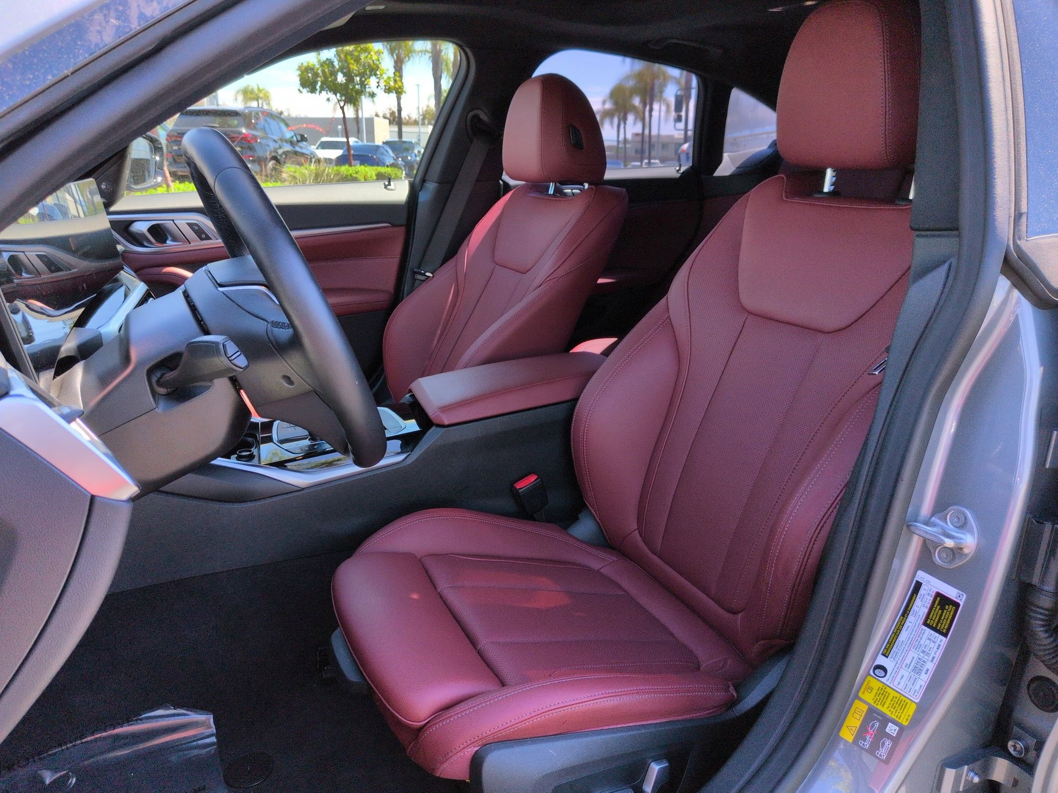 Used 2023 BMW i4 eDrive35 w/ Premium Package image 16