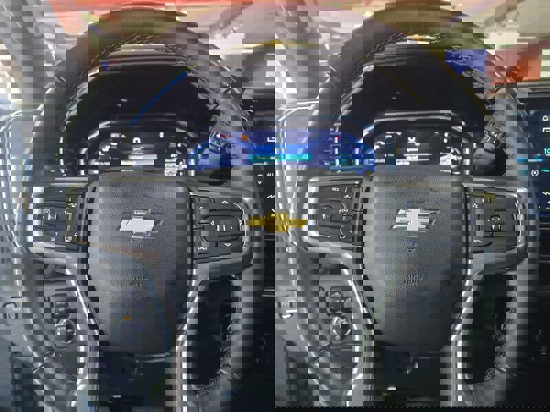 Used 2025 Chevrolet Silverado 1500 LT image 24