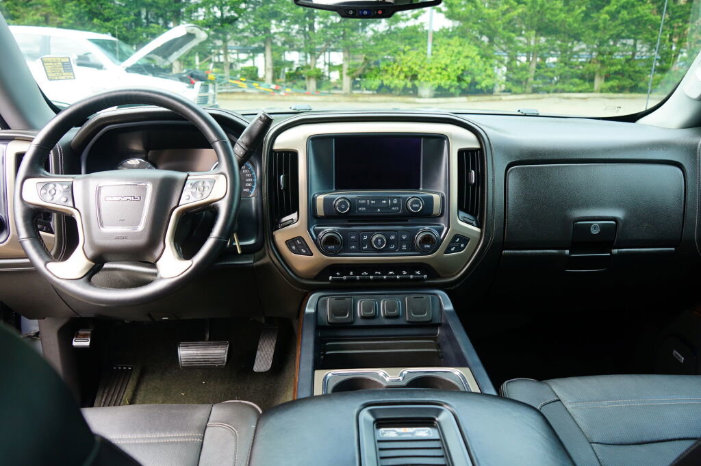 Used 2017 GMC Sierra 1500 Denali w/ Denali Ultimate Package image 19
