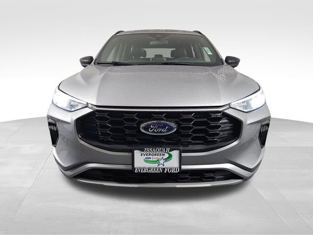 Used 2023 Ford Escape ST-Line image 2