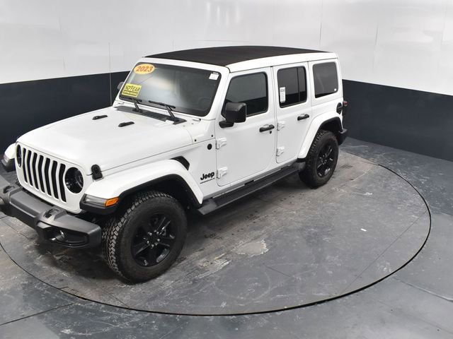 Used 2023 Jeep Wrangler Altitude image 34
