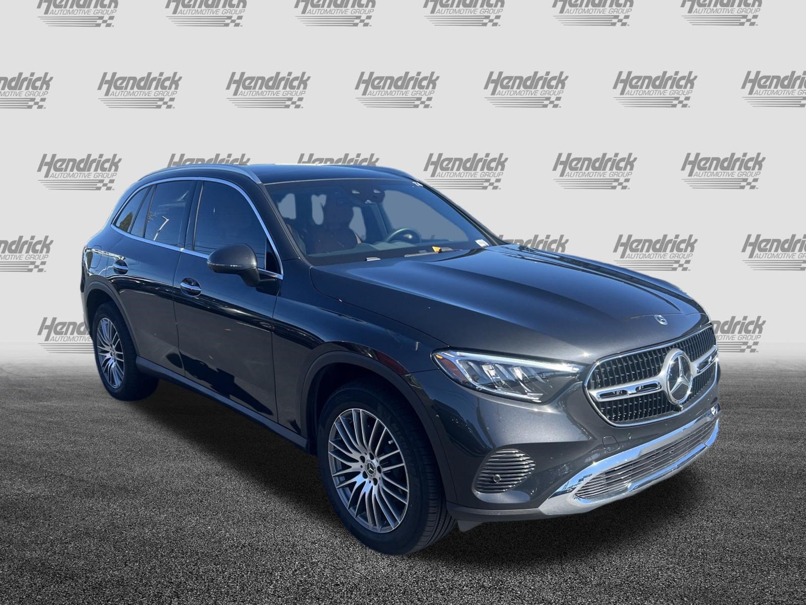 Certified 2026 Mercedes-Benz GLC 300 image 2