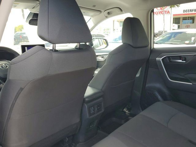 Used 2025 Toyota RAV4 XLE image 8