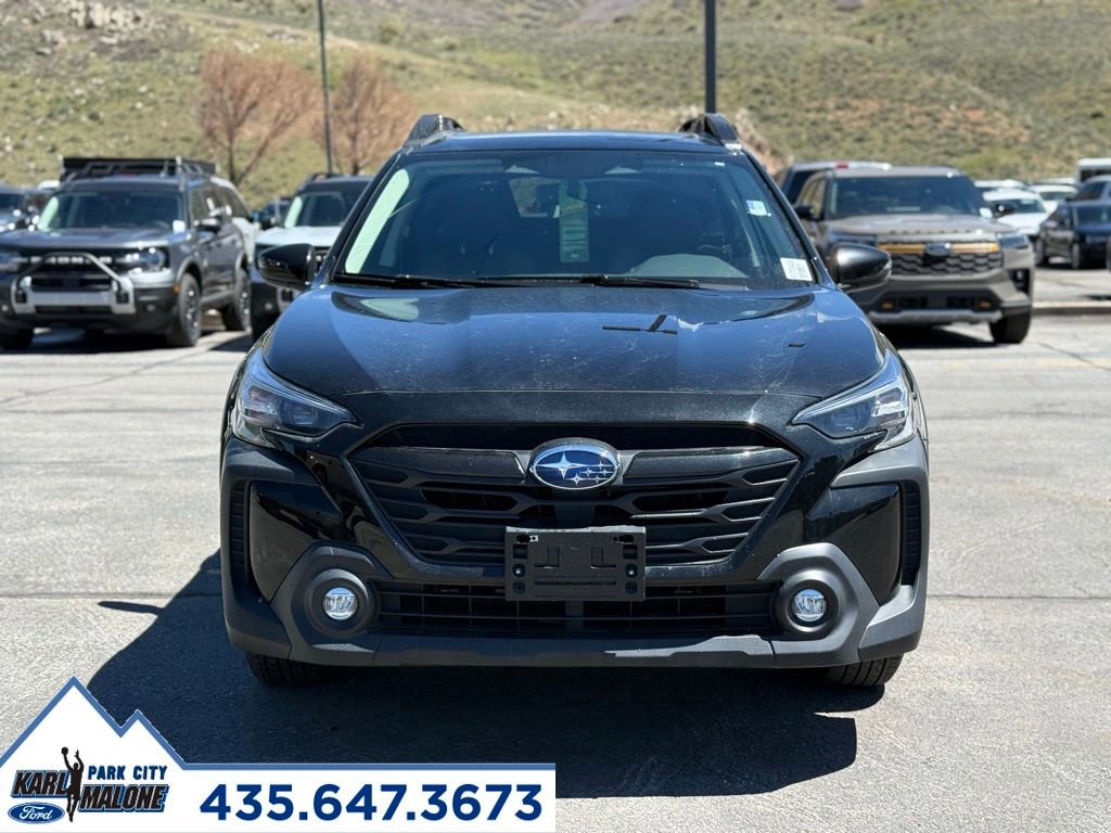 Used 2025 Subaru Outback Onyx Edition AWD/4WD image 8
