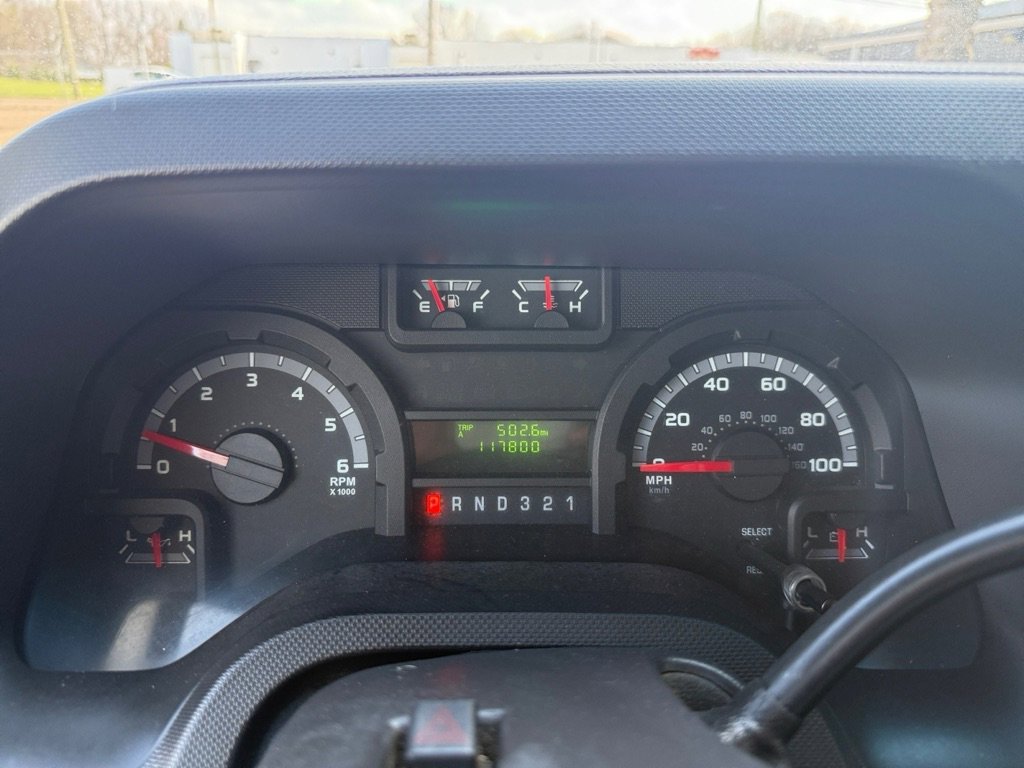 Used 2016 Ford E-350 and Econoline 350 Super Duty image 16