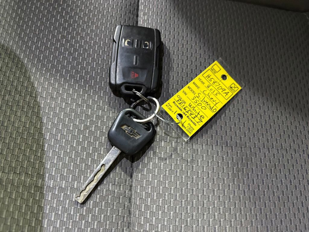 Used 2015 Chevrolet Silverado 3500 W/T w/ WT Convenience Package image 9