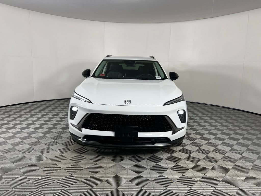 Used 2025 Buick Envision Sport Touring image 11