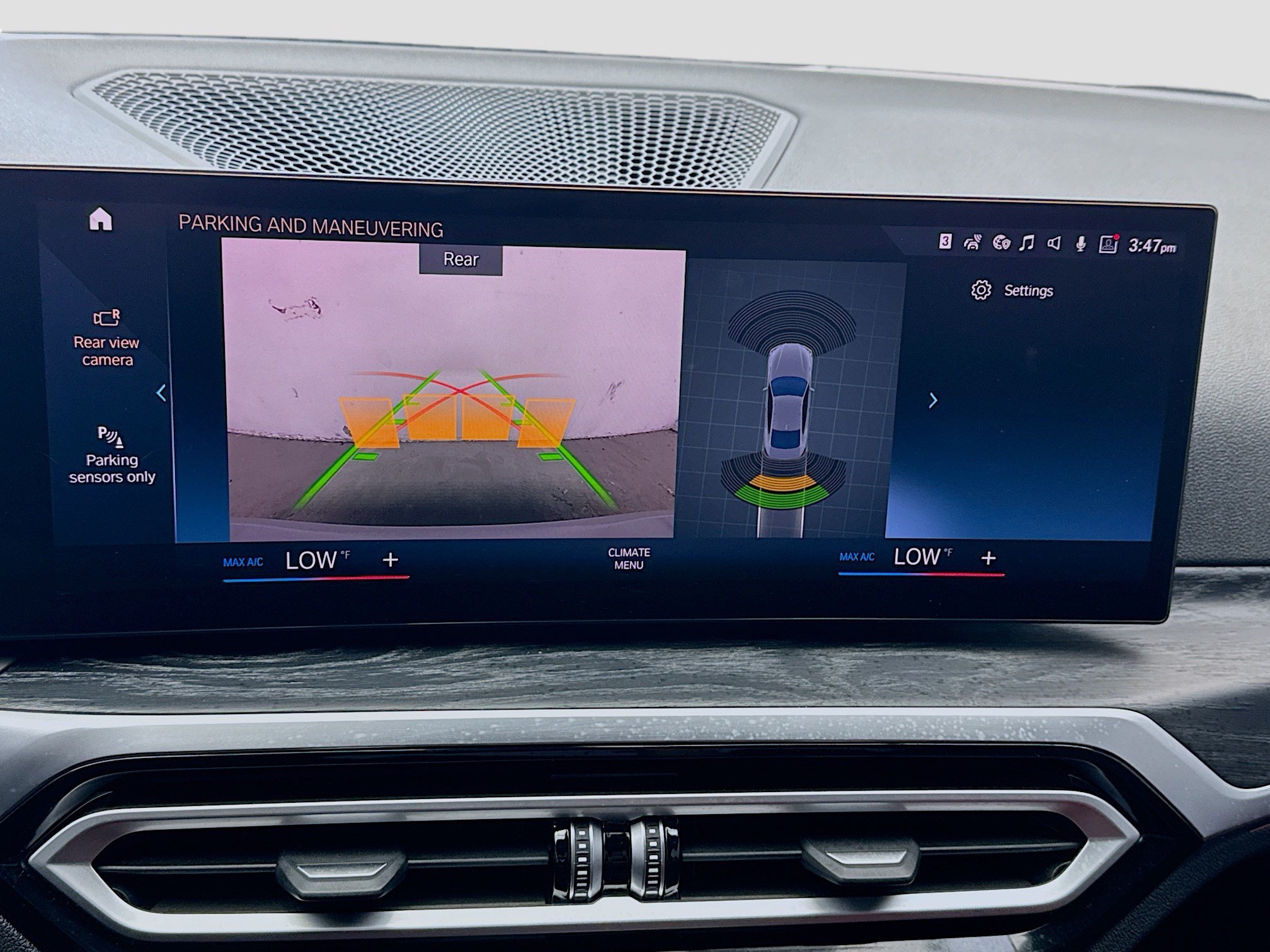 Used 2024 BMW 430i Coupe w/ M Sport Package RWD image 10