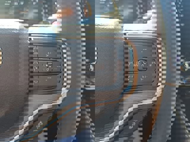 Used 2024 Jeep Wagoneer L Series III w/ Flexible Seating Group image 27