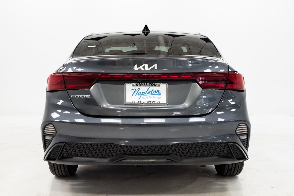Certified 2022 Kia Forte LXS w/ LXS Technology Package image 29