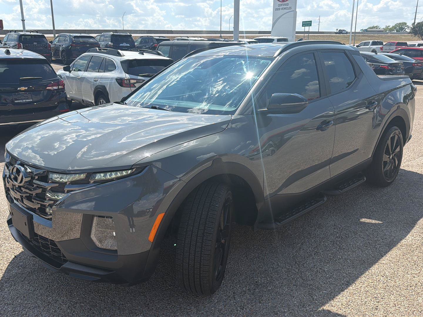 Used 2024 Hyundai Santa Cruz Night AWD/4WD image 7