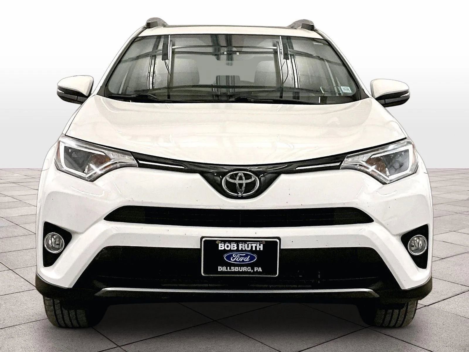 Used 2017 Toyota RAV4 XLE w/ Premium Special Value Package image 3
