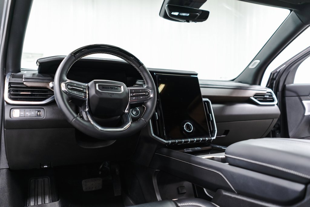 Used 2024 GMC Acadia Denali image 29