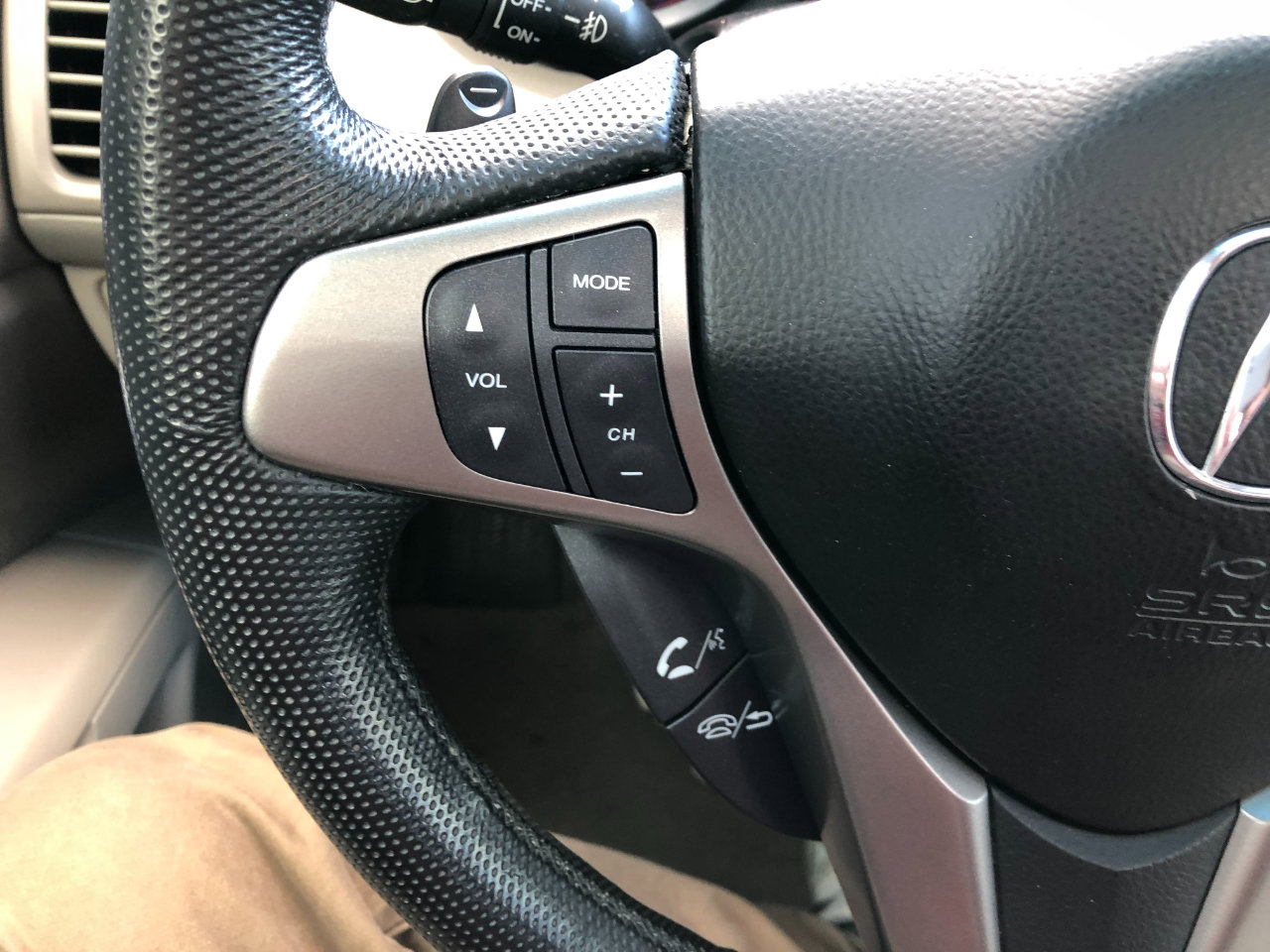 Used 2012 Acura RDX 5-Spd AT SH-AWD with Technolog image 15