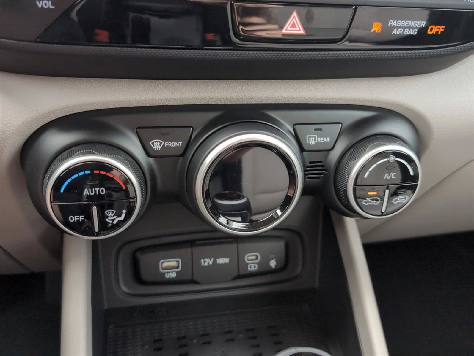 New 2026 Hyundai Venue SEL FWD image 18