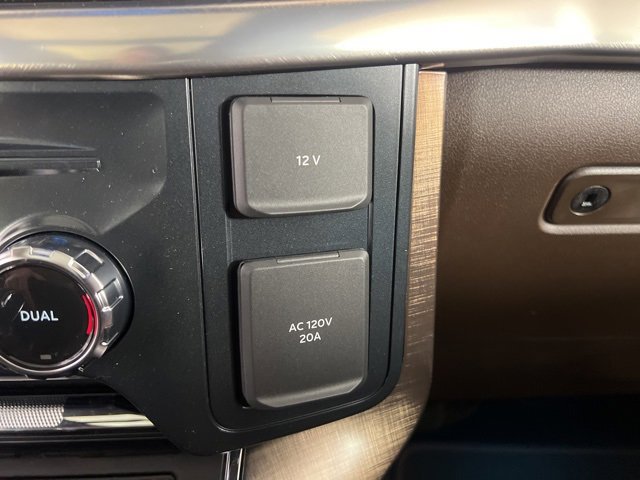 New 2026 Ford F150 King Ranch w/ Equipment Group 601A High image 28