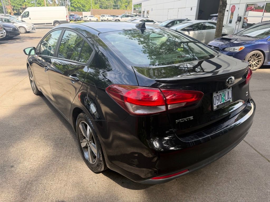 Used 2018 Kia Forte S FWD image 5