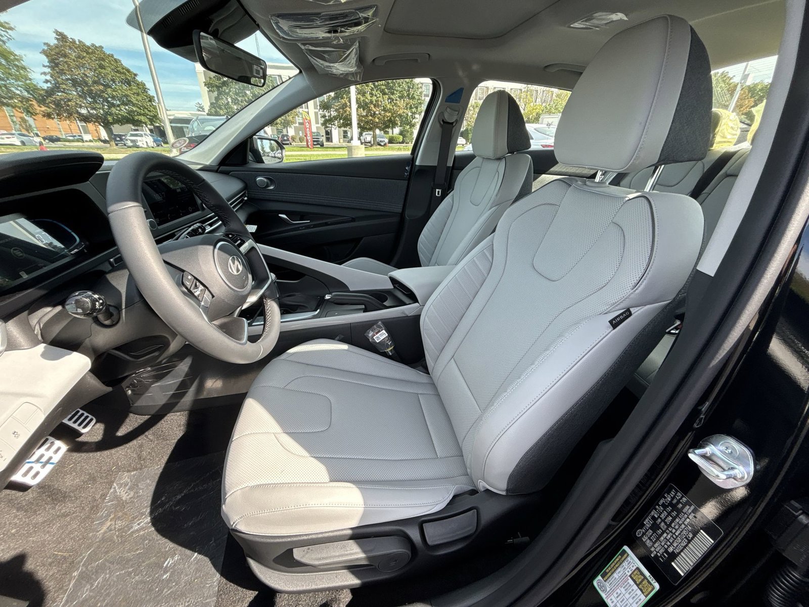 New 2026 Hyundai Elantra SEL Sport FWD image 13