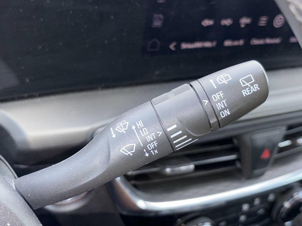 Used 2024 Buick Encore GX Sport Touring FWD image 14