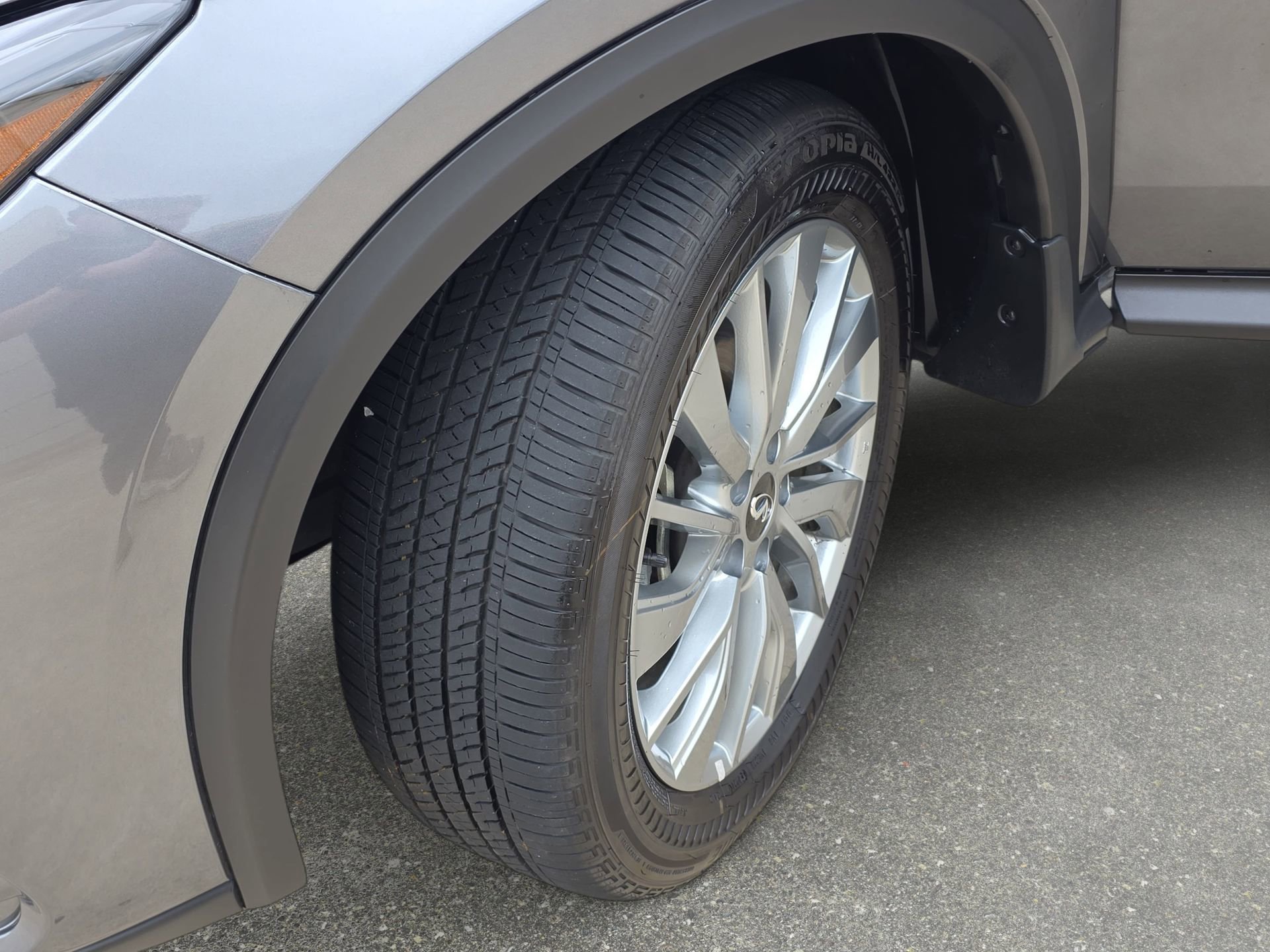 Certified 2025 INFINITI QX50 Pure image 31