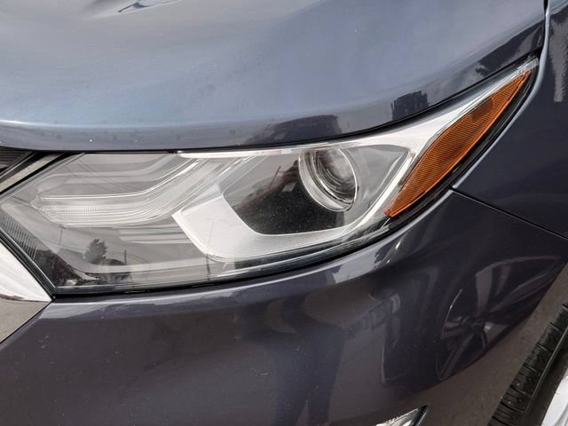 Used 2018 Chevrolet Equinox LT AWD/4WD image 11