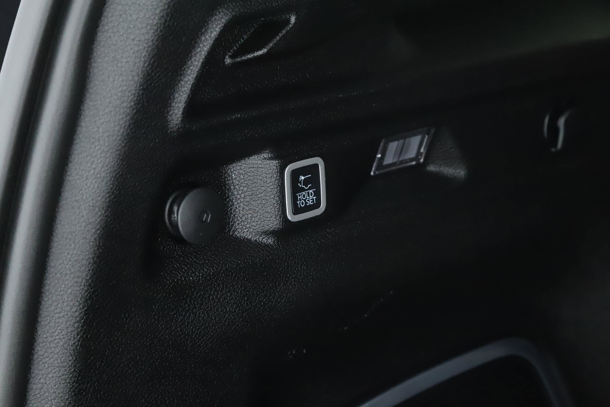 Certified 2022 Jeep Grand Cherokee L Limited image 19