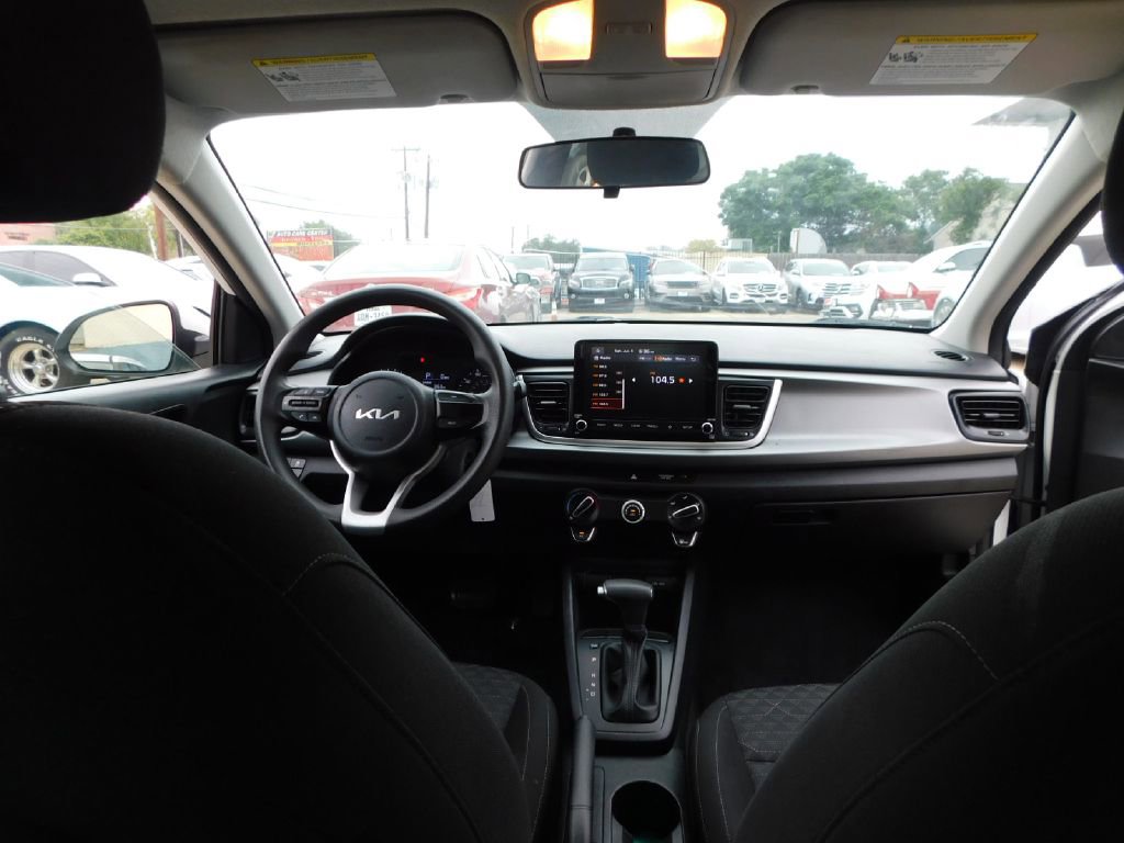 Used 2022 Kia Rio LX image 38