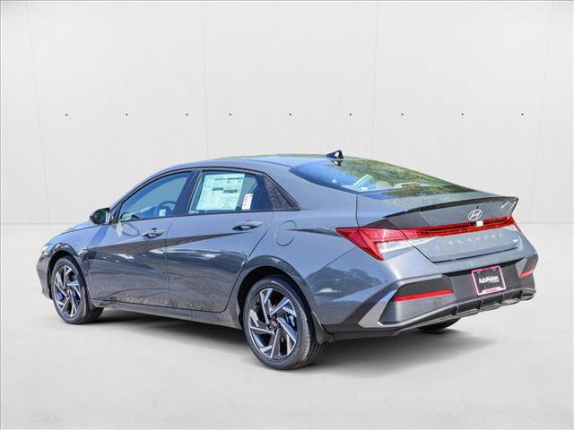 New 2025 Hyundai Elantra SEL image 7