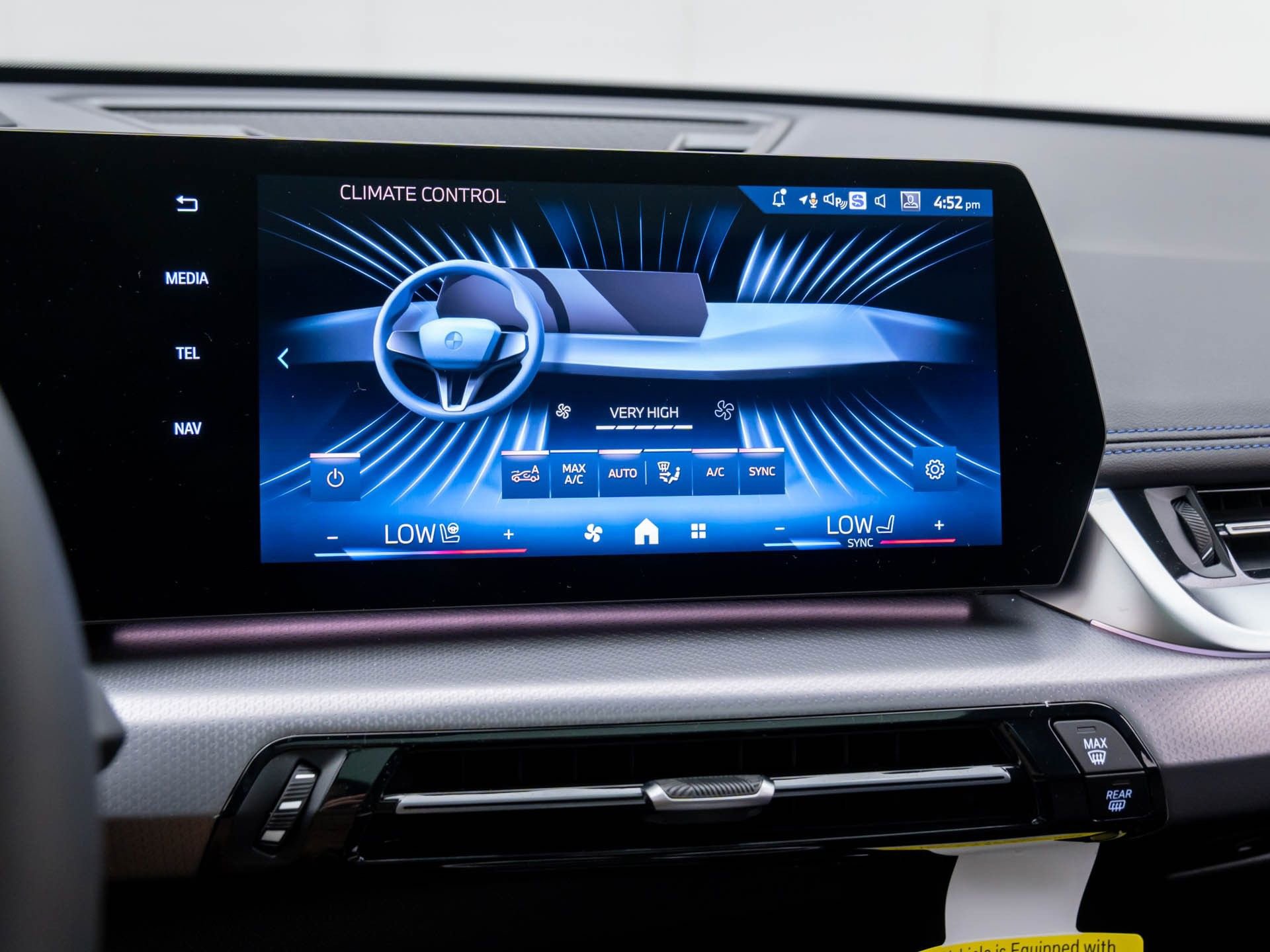 Certified 2025 BMW X1 xDrive28i w/ Technology Package image 25