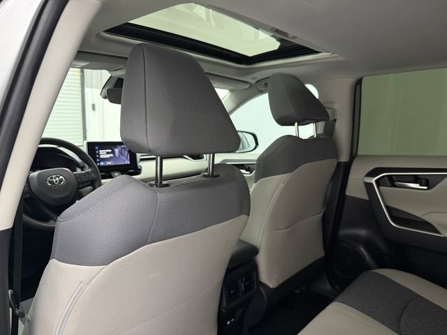 Used 2023 Toyota RAV4 XLE w/ Convenience Package FWD image 30