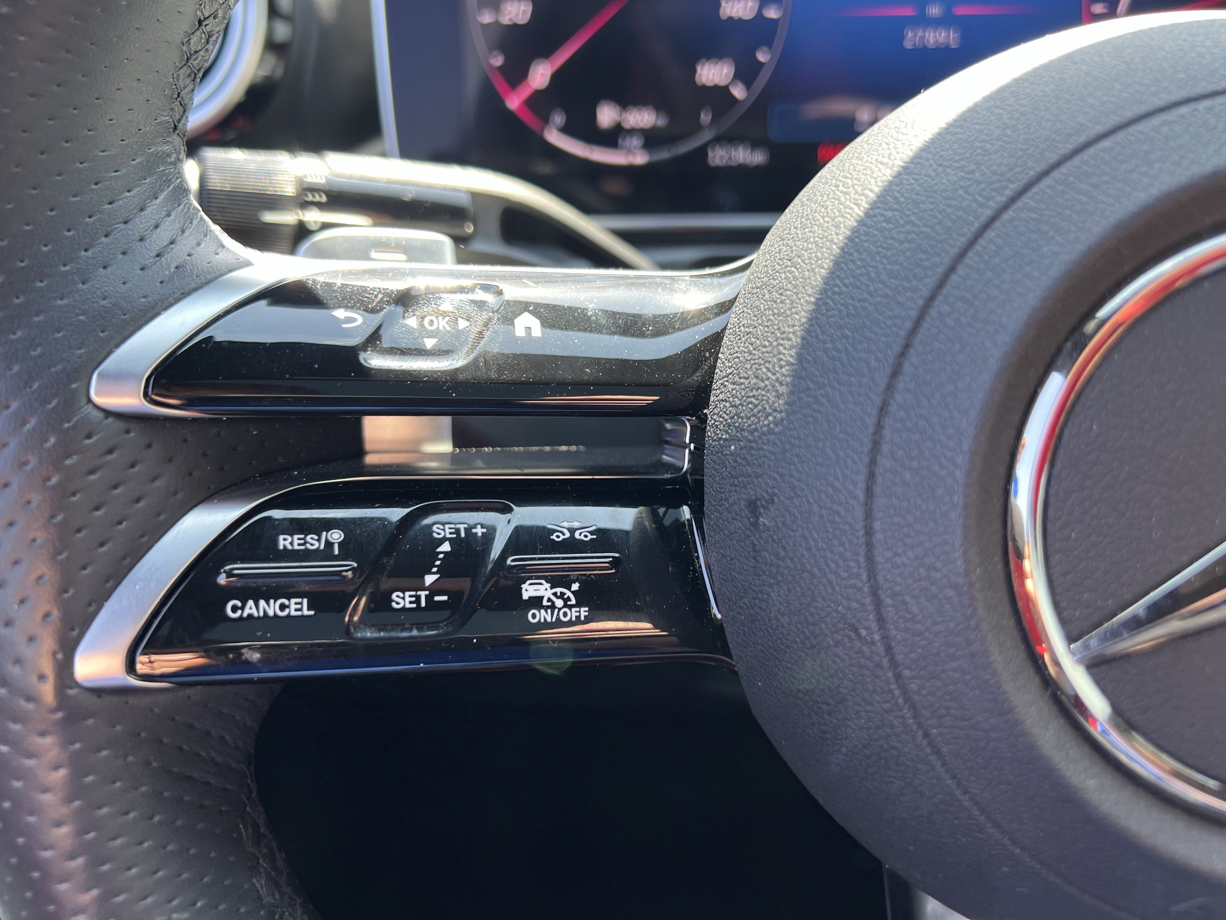Certified 2024 Mercedes-Benz CLE 300 4MATIC Coupe image 19