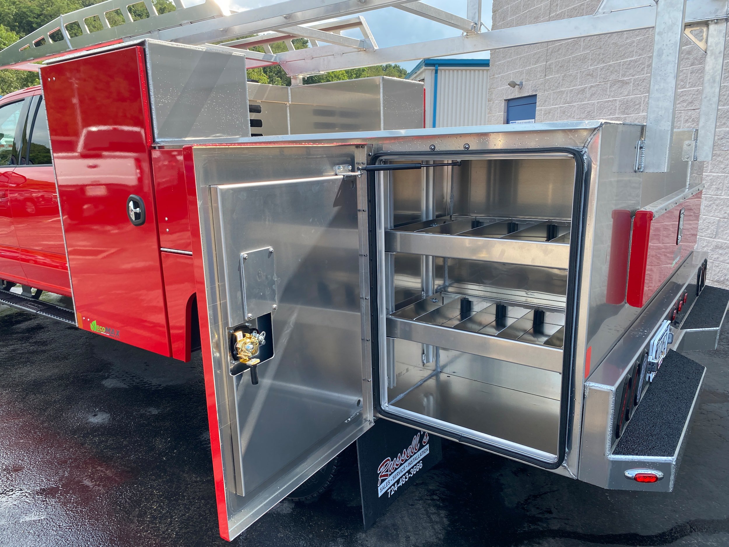 New 2026 Ford F550 4x4 Crew Cab image 23