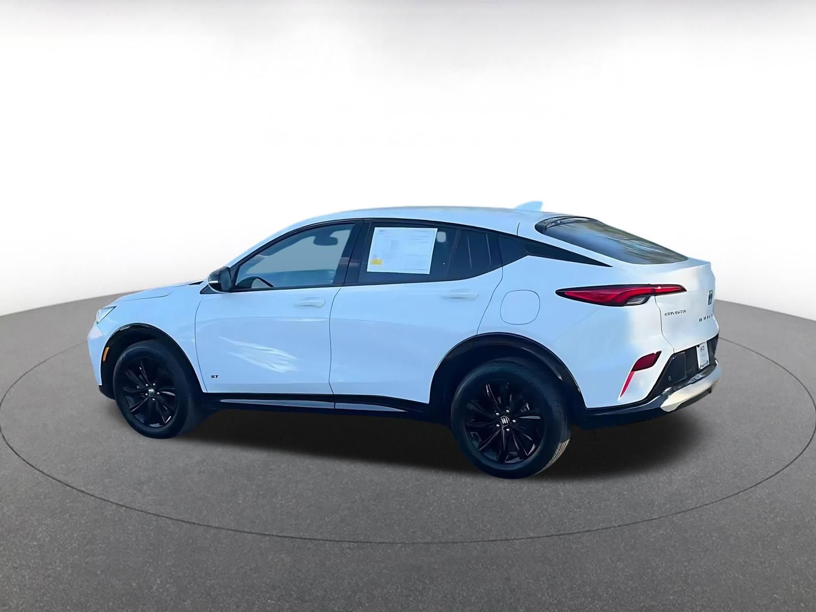 Used 2025 Buick Envista Sport Touring image 10