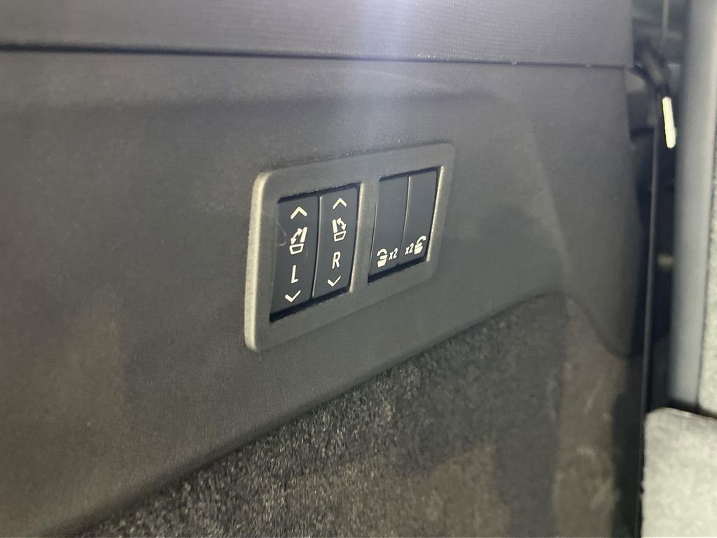 New 2026 Cadillac Escalade IQ Sport 1 image 33