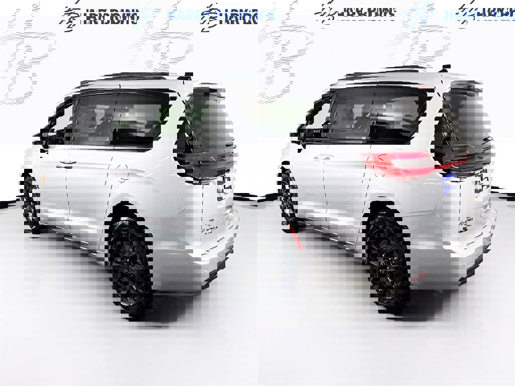 New 2026 Chrysler Pacifica Select image 29