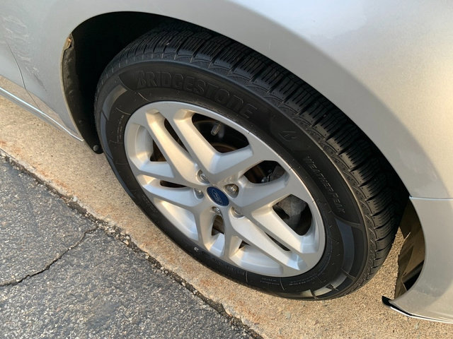 Used 2014 Ford Fusion SE image 9