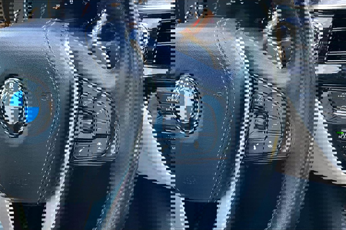 Used 2017 BMW 540i image 19