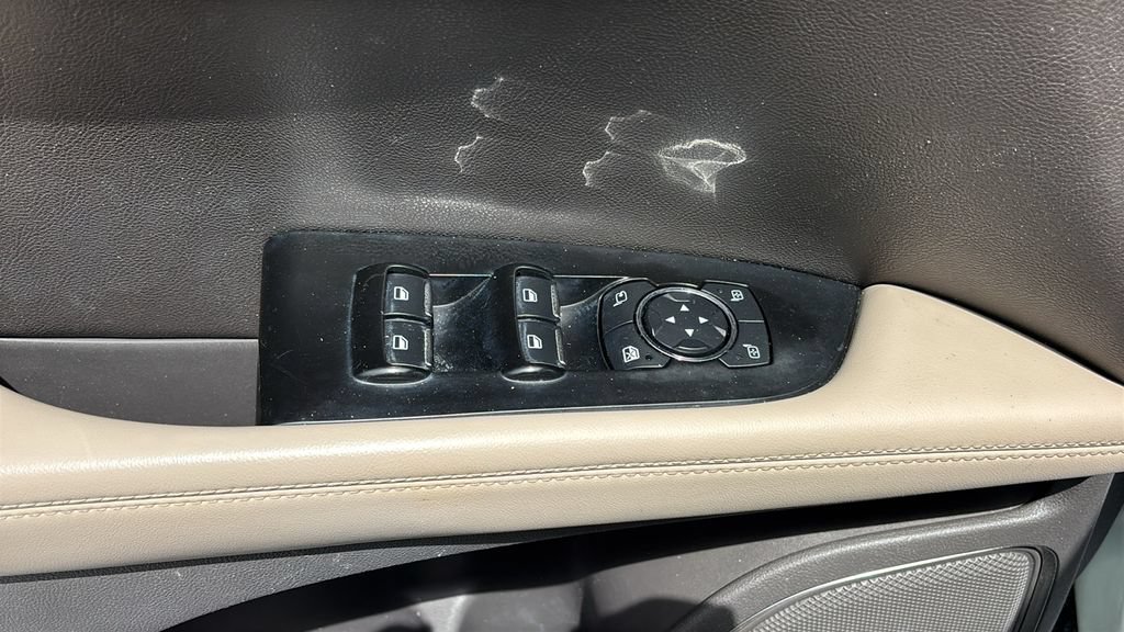 Used 2021 Lincoln Nautilus AWD image 11