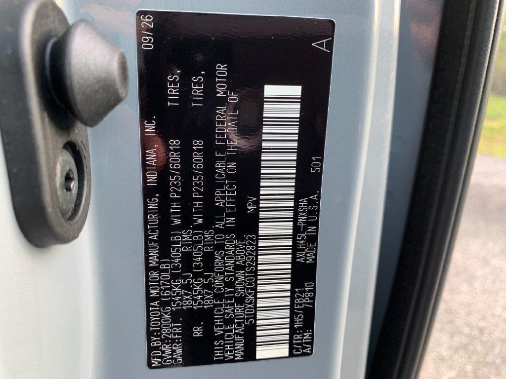New 2026 Toyota Sienna XSE AWD/4WD image 34