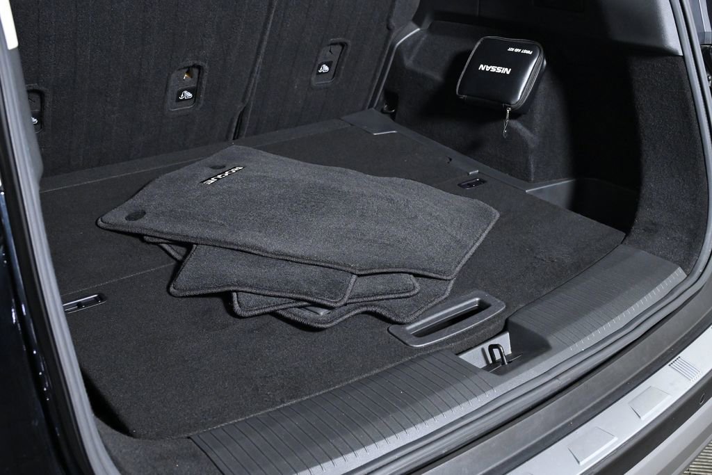 Used 2021 Nissan Rogue SL w/ Premium Package image 33