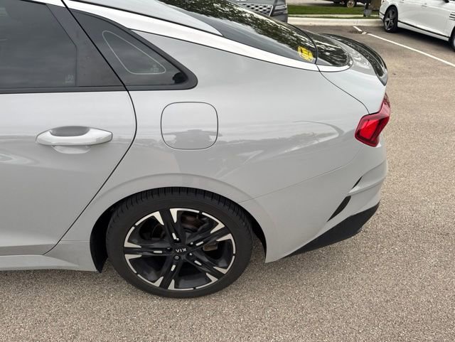 Used 2021 Kia K5 GT-Line AWD/4WD image 9