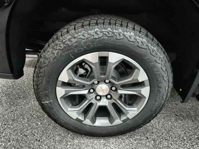 New 2026 Chevrolet Silverado 1500 High Country w/ Z71 Off-Road Package AWD/4WD image 19