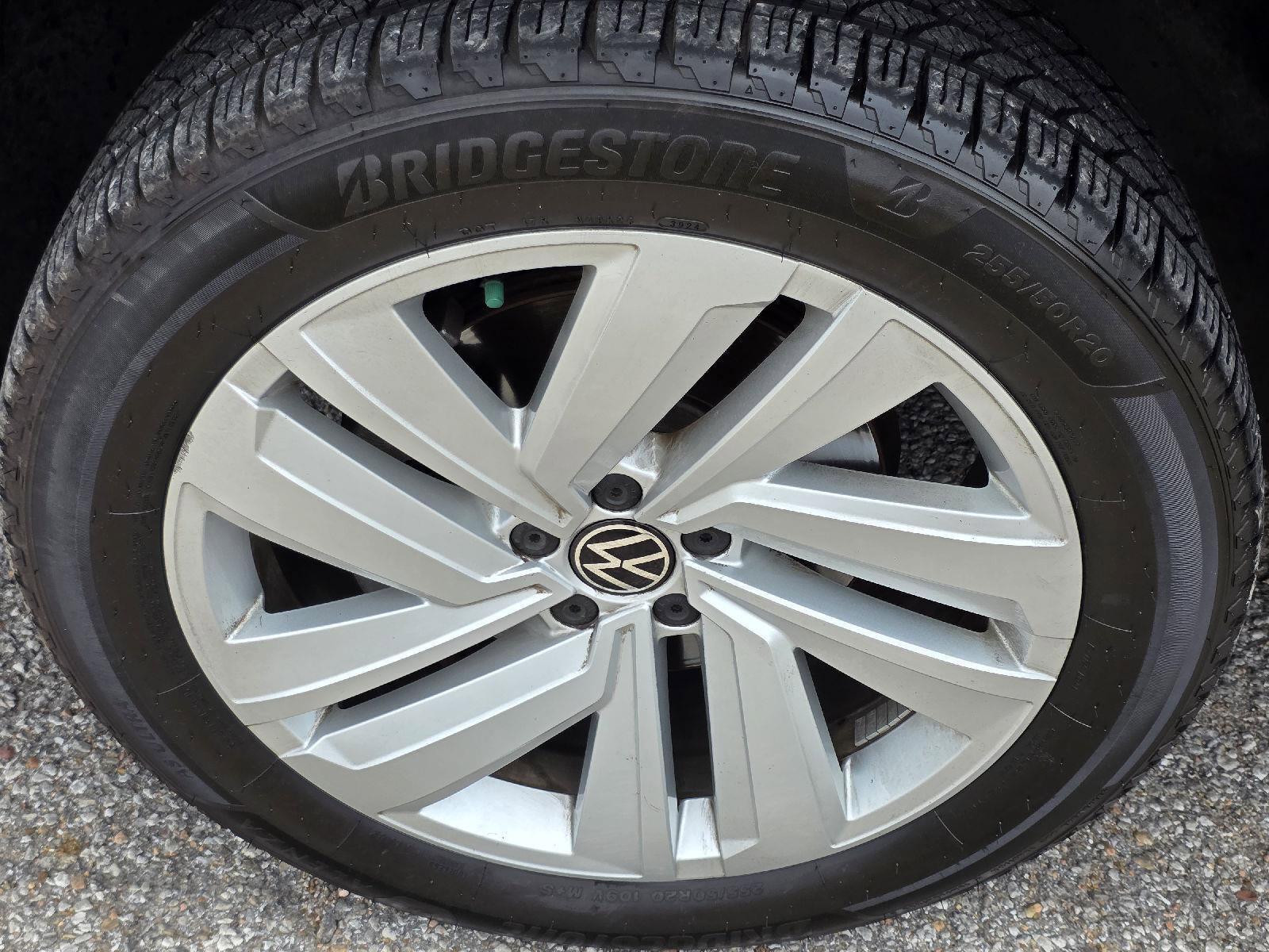 Used 2020 Volkswagen Atlas Cross Sport SEL image 46