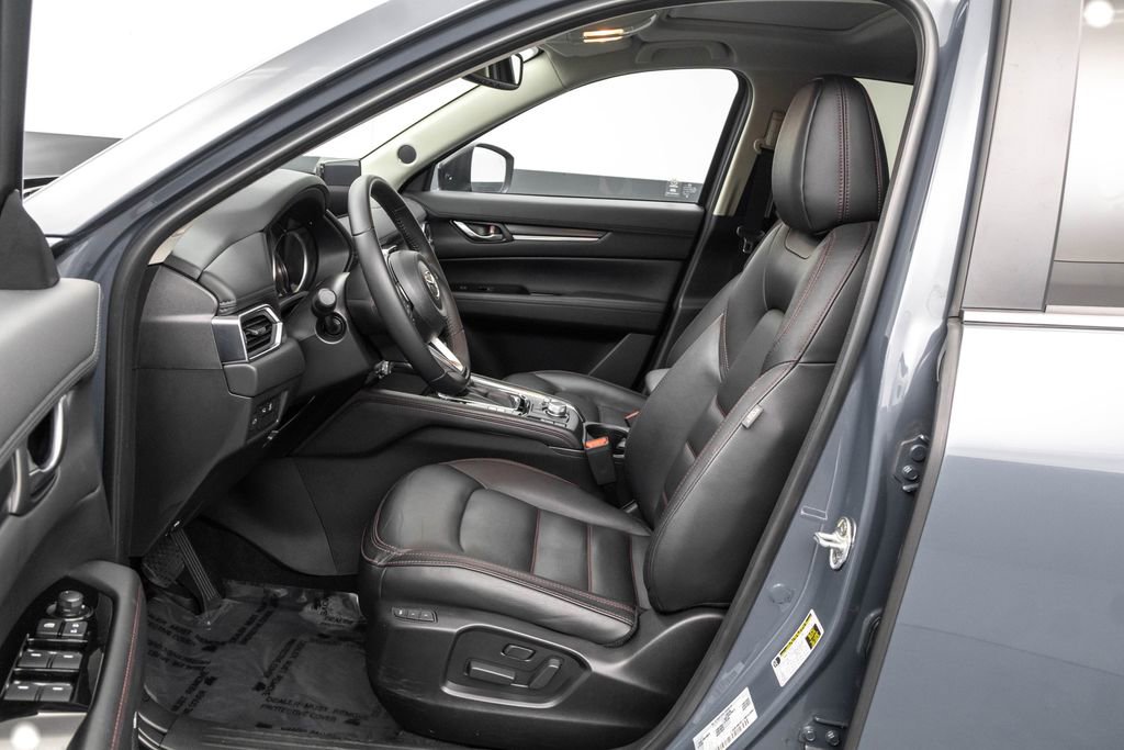 Used 2024 MAZDA CX-5 Carbon Edition image 6