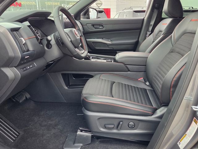 New 2026 Nissan Pathfinder Rock Creek image 5