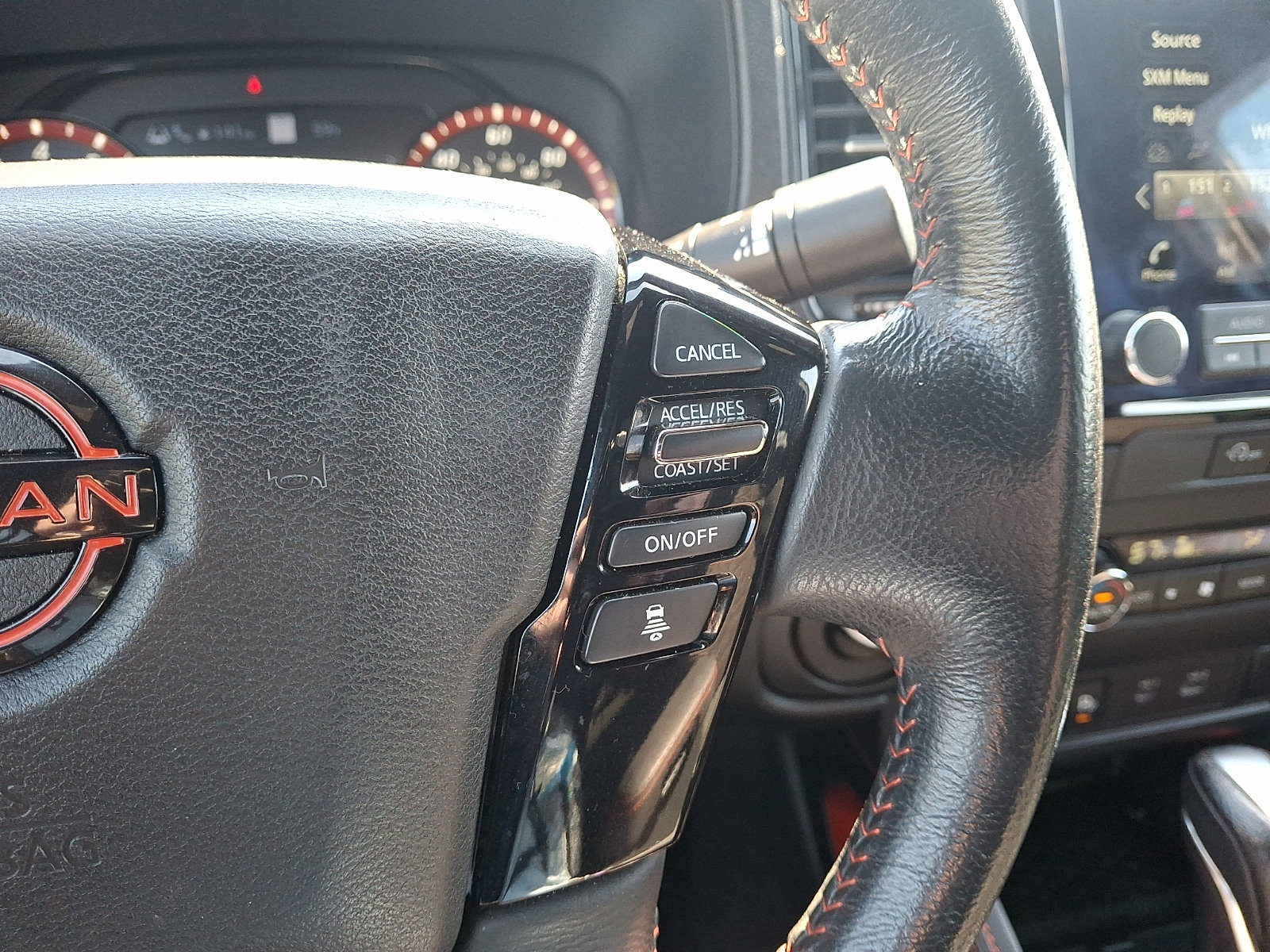 Used 2024 Nissan Frontier PRO-4X w/ Technology Package AWD/4WD image 21