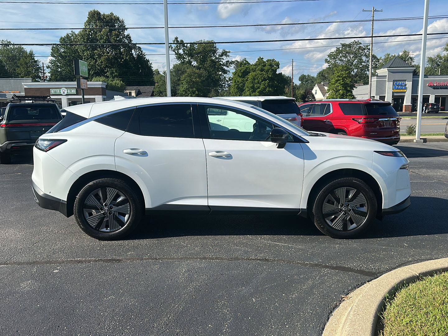 Used 2025 Nissan Murano SL w/ Cargo Package AWD/4WD image 9