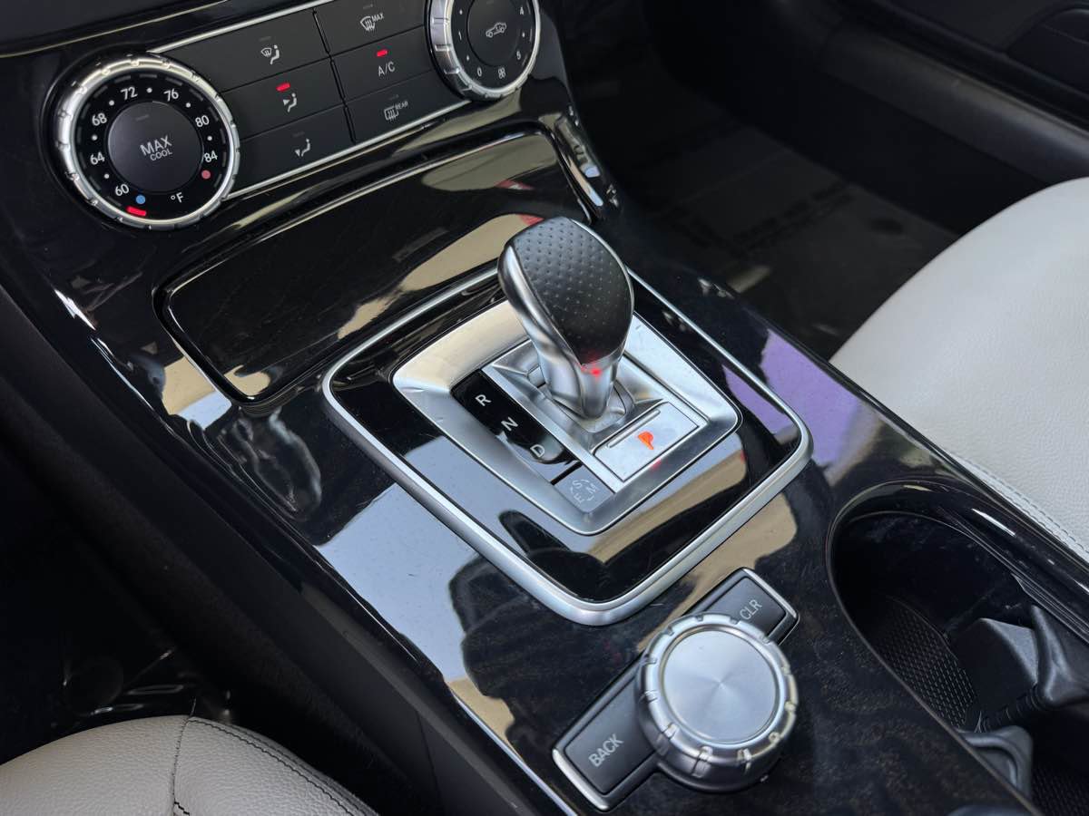 Used 2016 Mercedes-Benz SLK 300 w/ Premium 1 Package image 19