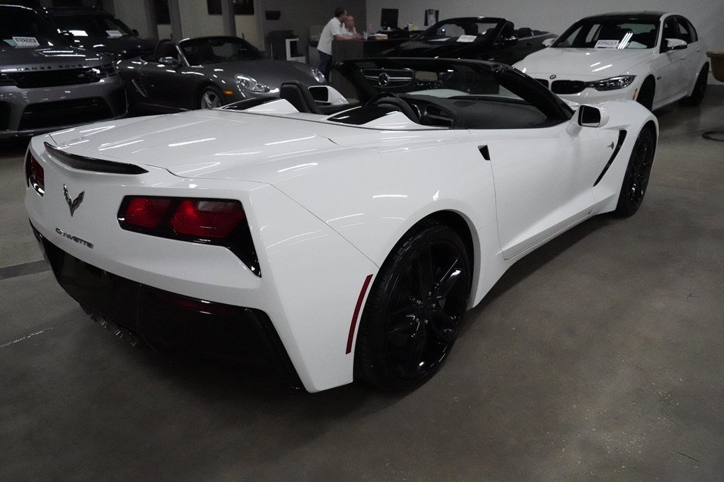 Used 2019 Chevrolet Corvette Stingray Convertible w/ 2LT Preferred Equipment Group RWD image 11
