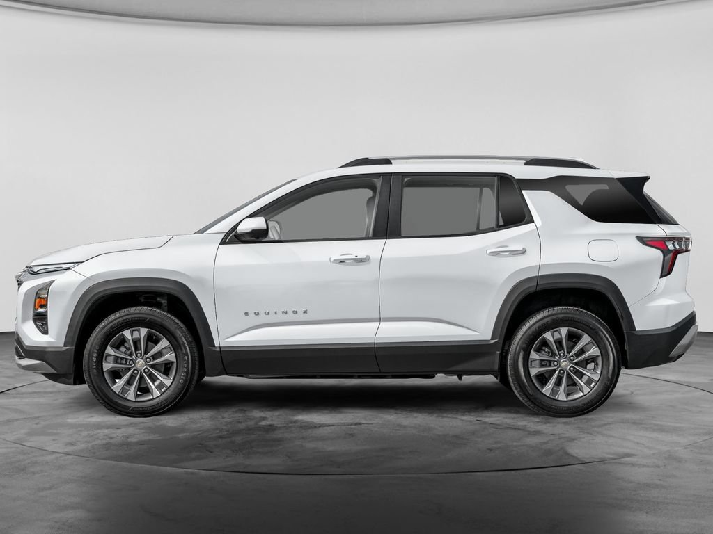 Used 2026 Chevrolet Equinox LT AWD/4WD image 3